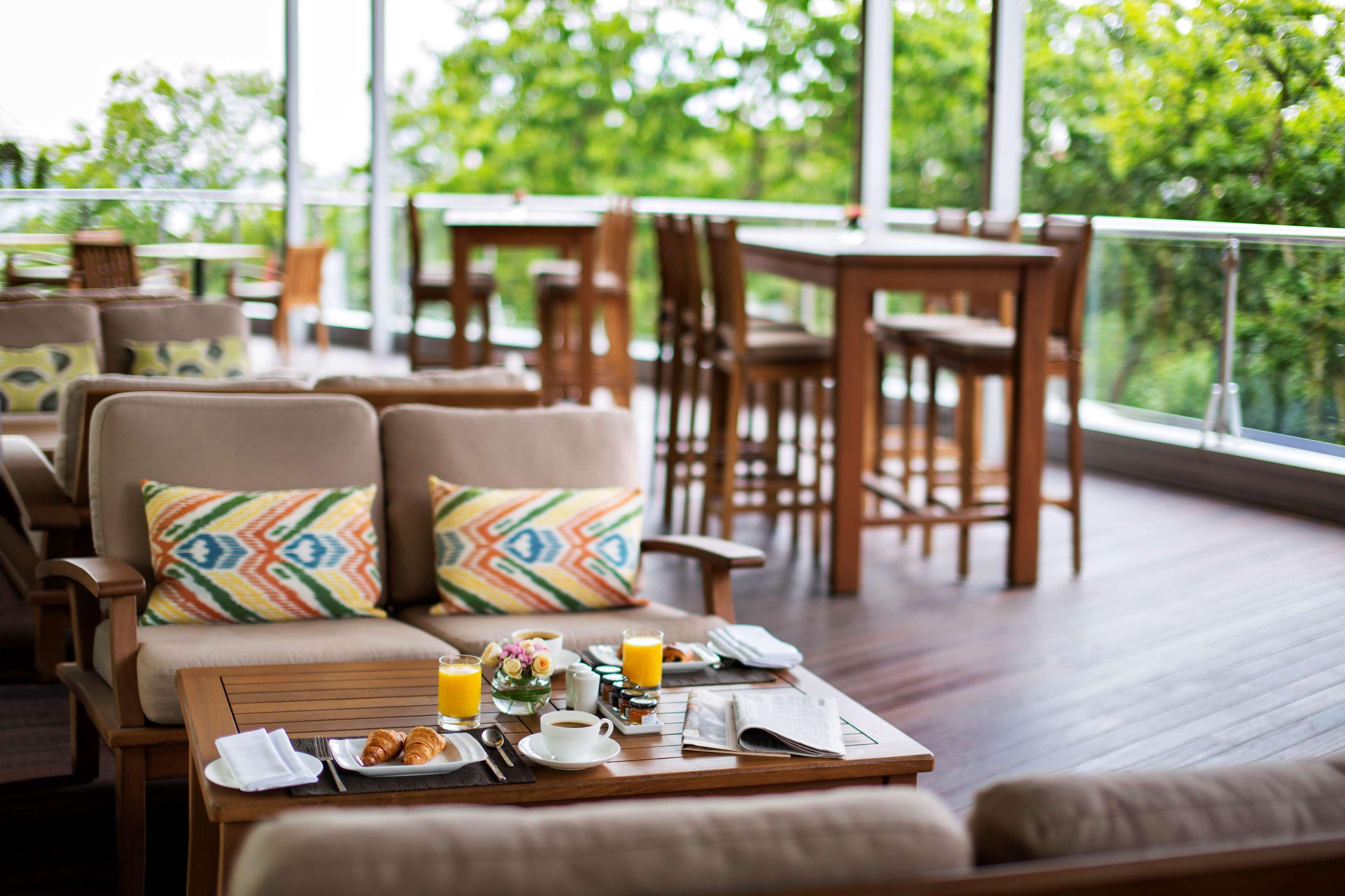 Conrad Bosphorus Готель 5*