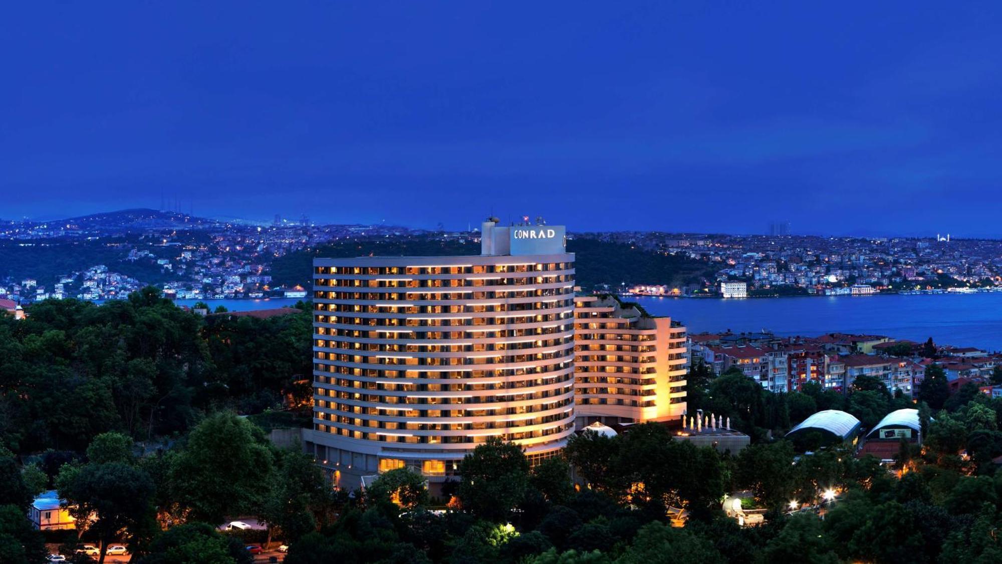 Conrad Bosphorus Готель Стамбул